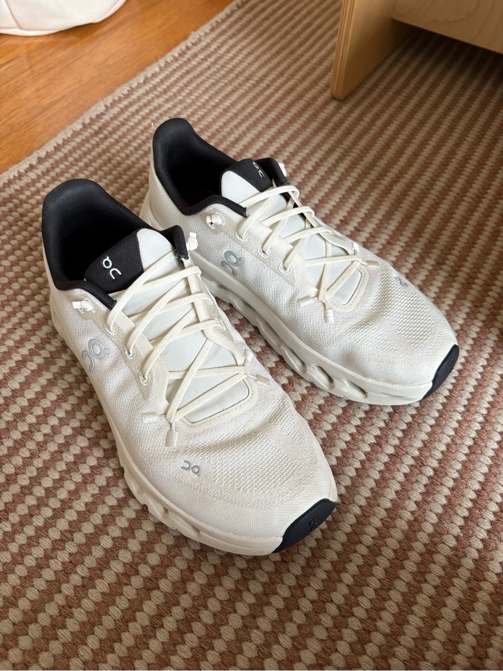 On Running Cloud Tilt women’s 9